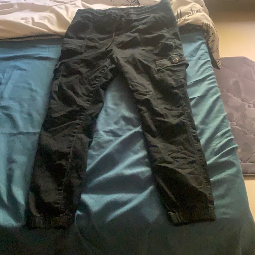 black skinny jeans
